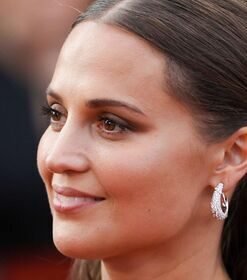 Alicia Vikander