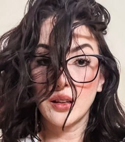 Aline Curti