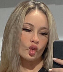 Amanda Beatriz