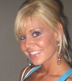 Amanda Lowry