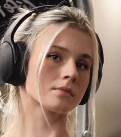 Annabel Lucinda Ai Porn
