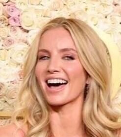 Annabelle Wallis