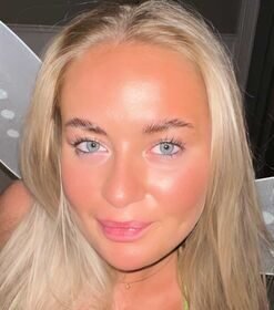 annabyknudsen